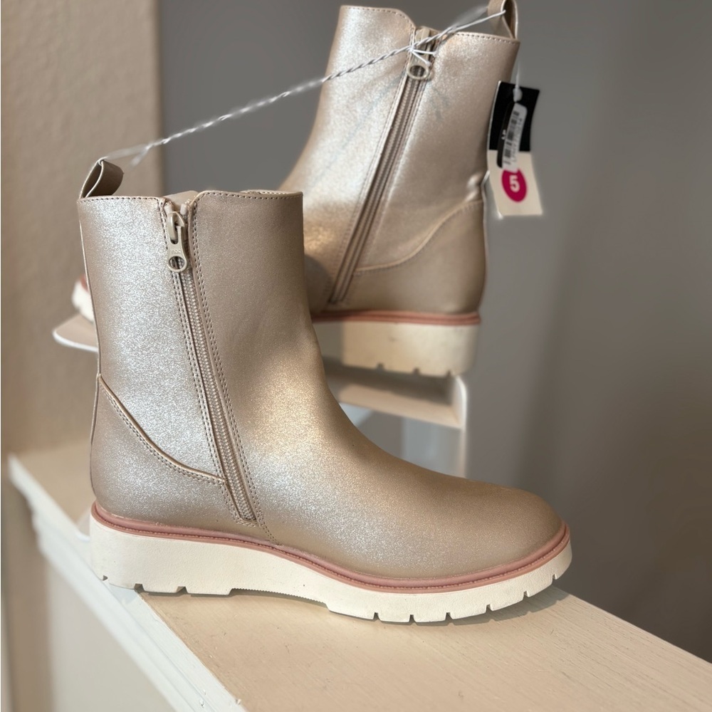 Art Class Kids Girls Laurel Side Zip Wedge Chelsea Boots Gold Youth Size 5Y - Picture 2 of 7